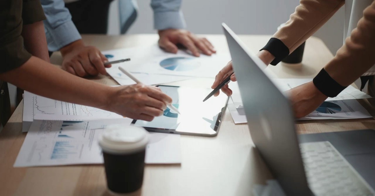 Réunion de travail autour des comptes chez Euraudit